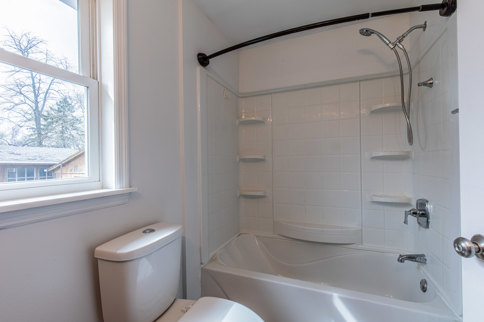 512 W Chestnut Street, Dalzell, IL 61320