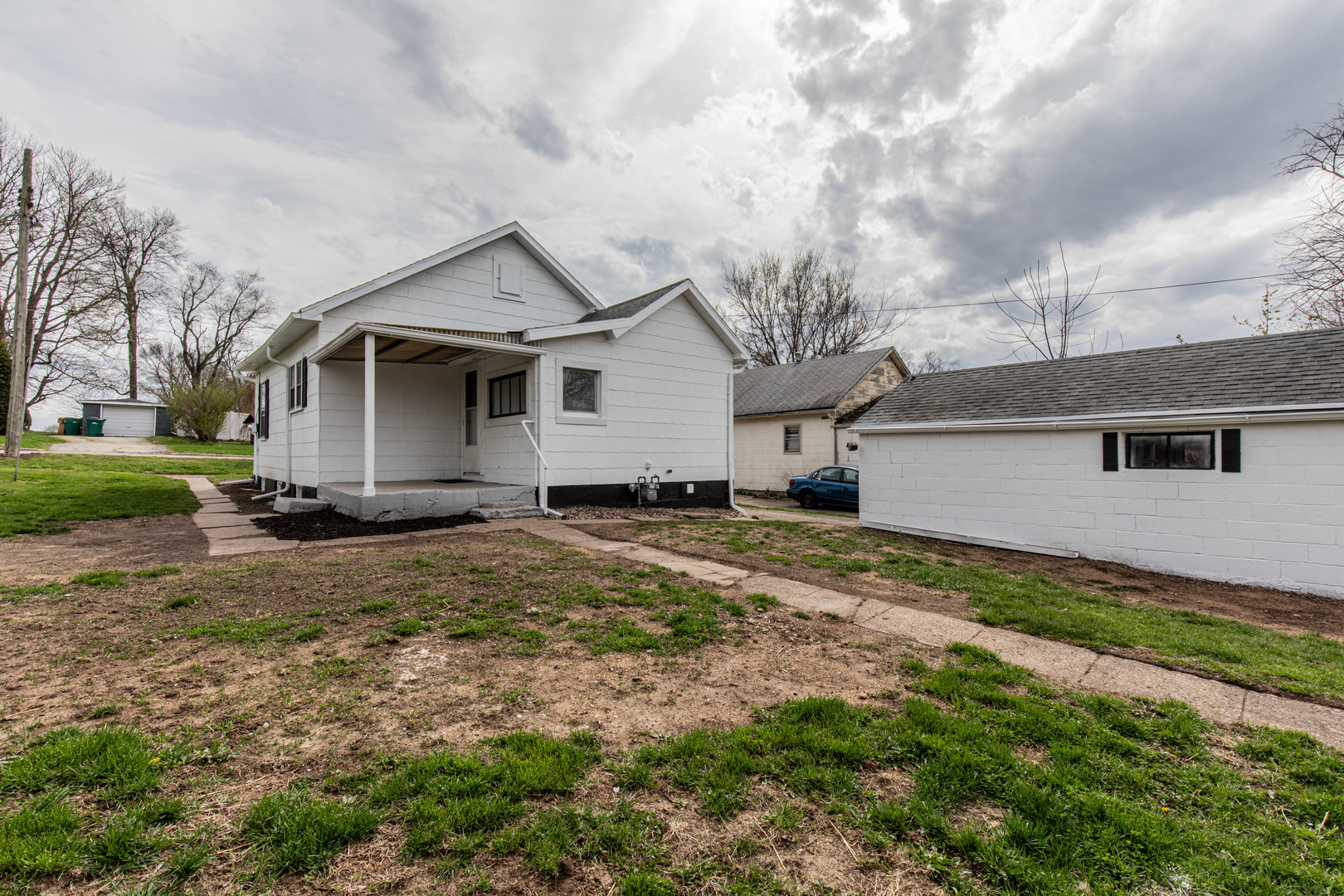 512 W Chestnut Street, Dalzell, IL 61320