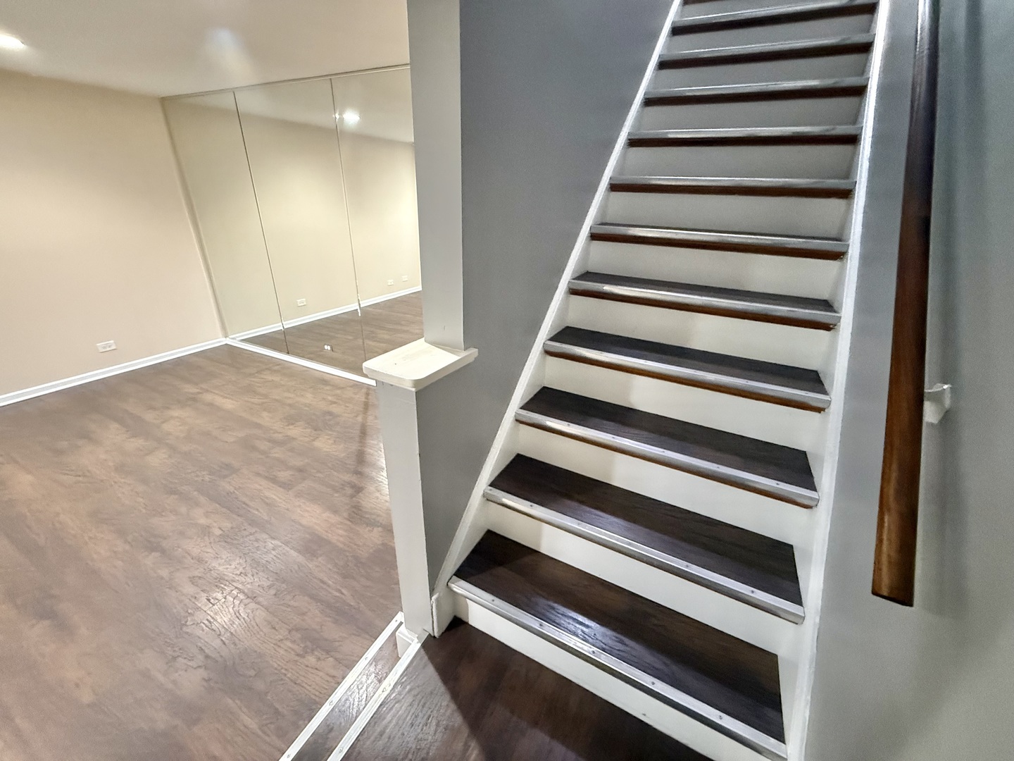 4926 Crain Street #C, Skokie, IL 60077