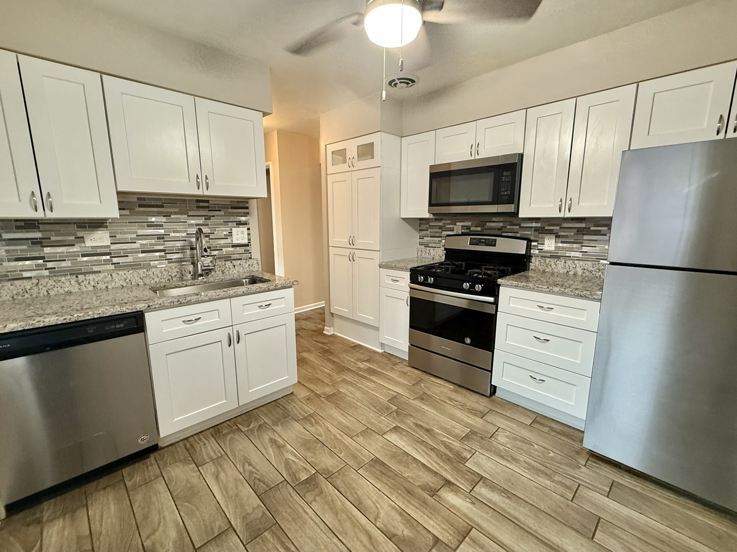 4926 Crain Street #C, Skokie, IL 60077