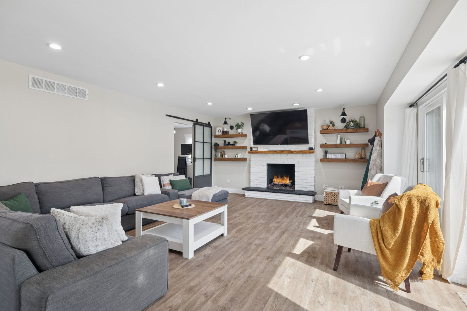 19443 Edgebrook Lane, Tinley Park, IL 60487