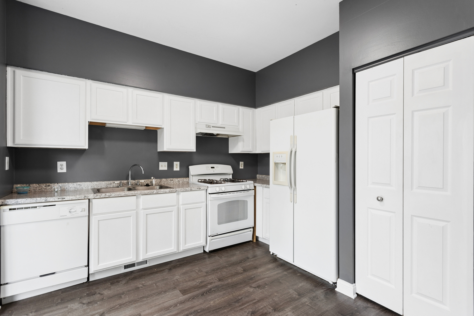 21523 Franklin Circle #21523, Plainfield, IL 60544