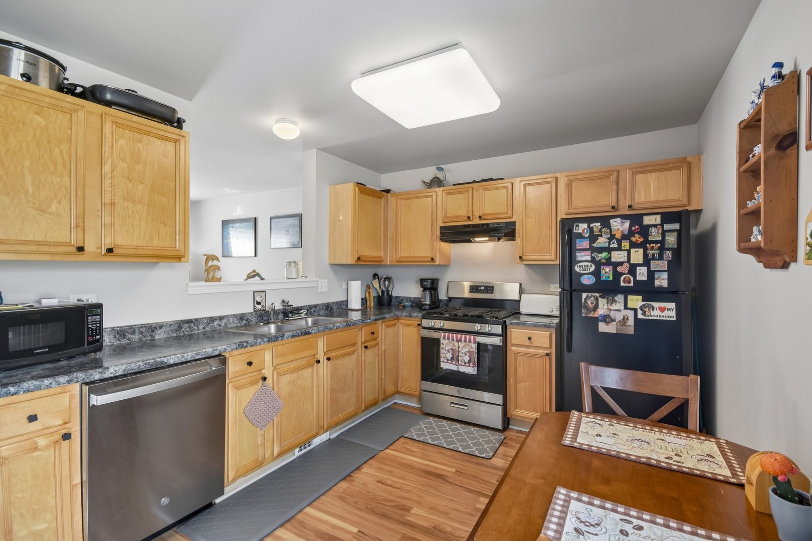 Hainesville, IL 60073