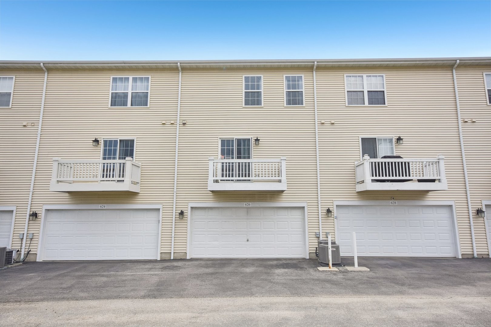 Hainesville, IL 60073