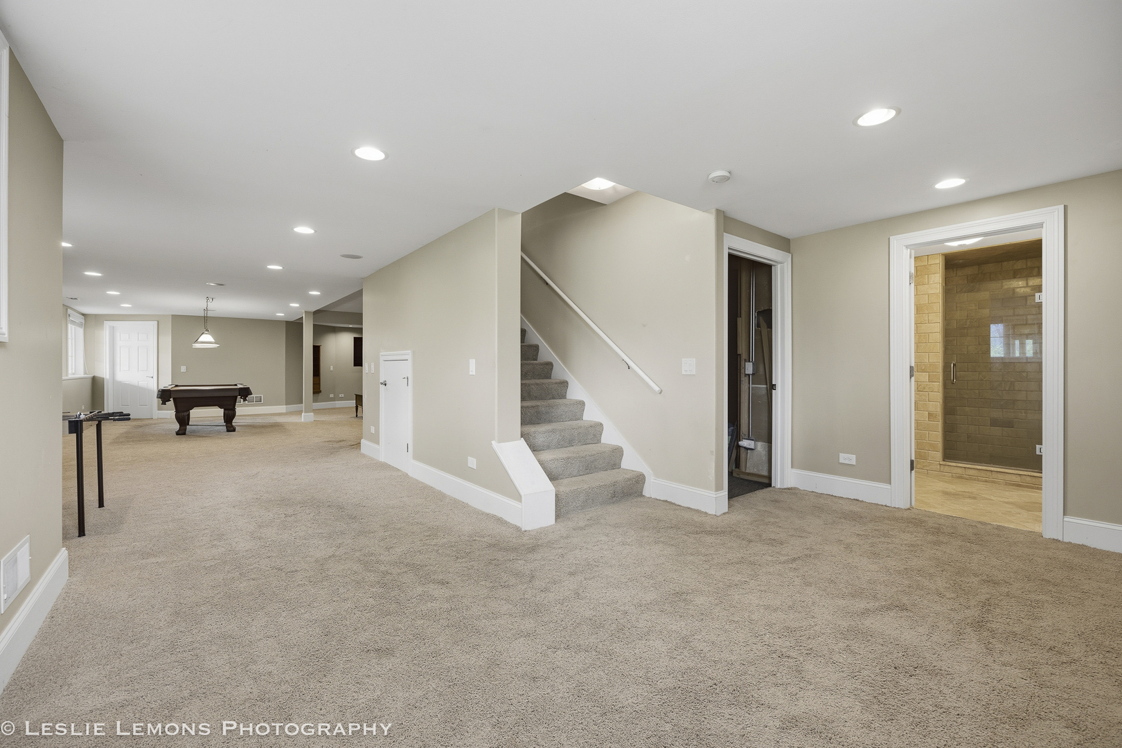 492 Bond Drive, Batavia, IL 60510