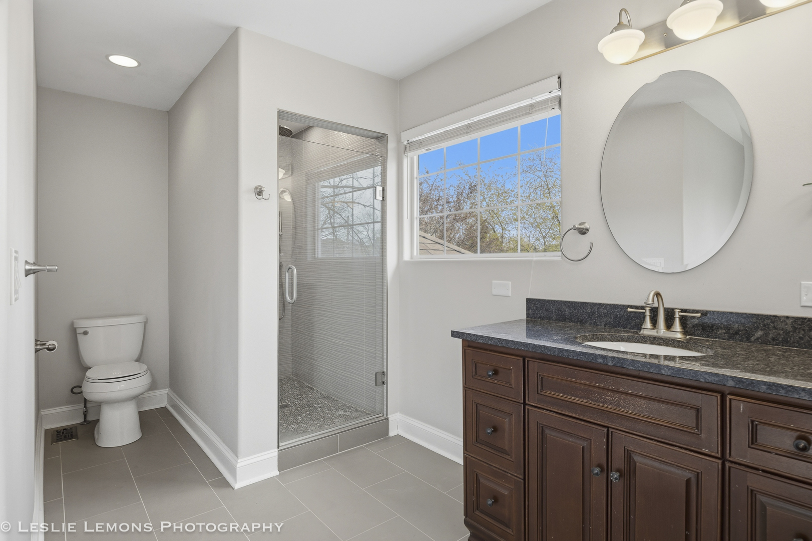 492 Bond Drive, Batavia, IL 60510