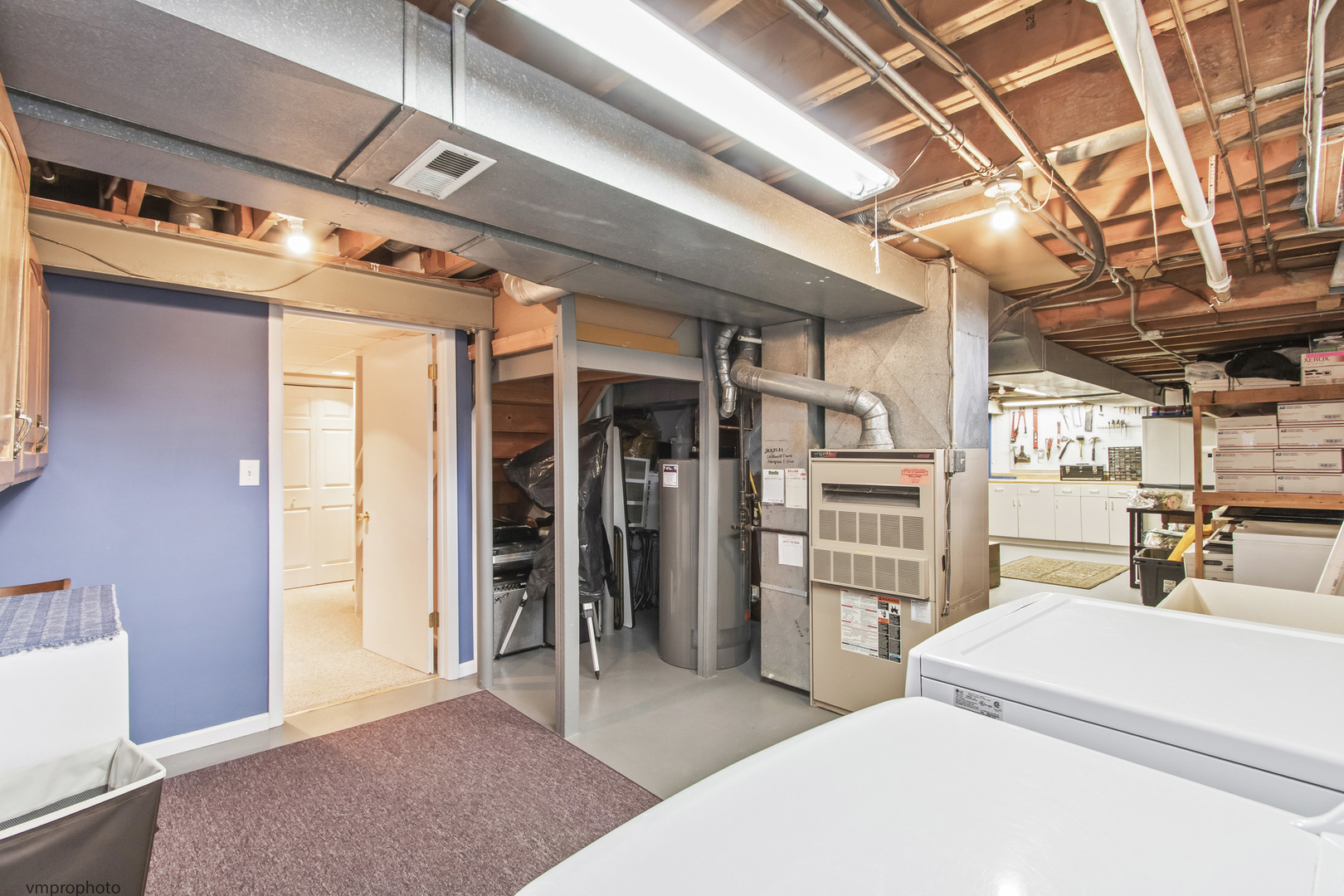 913 Warwick Lane, Libertyville, IL 60048