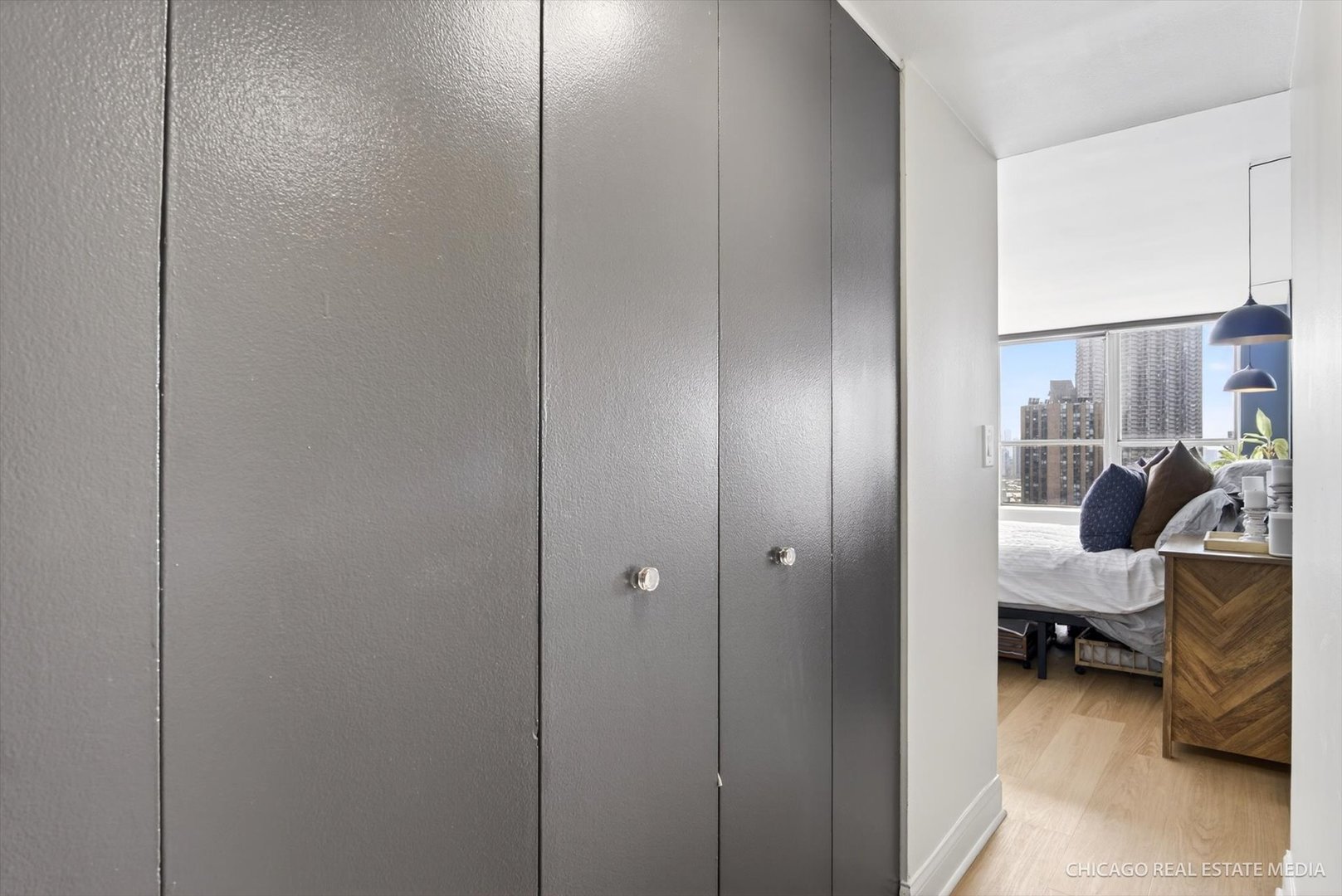 655 W IRVING PARK Road #1101, Chicago, IL 60613