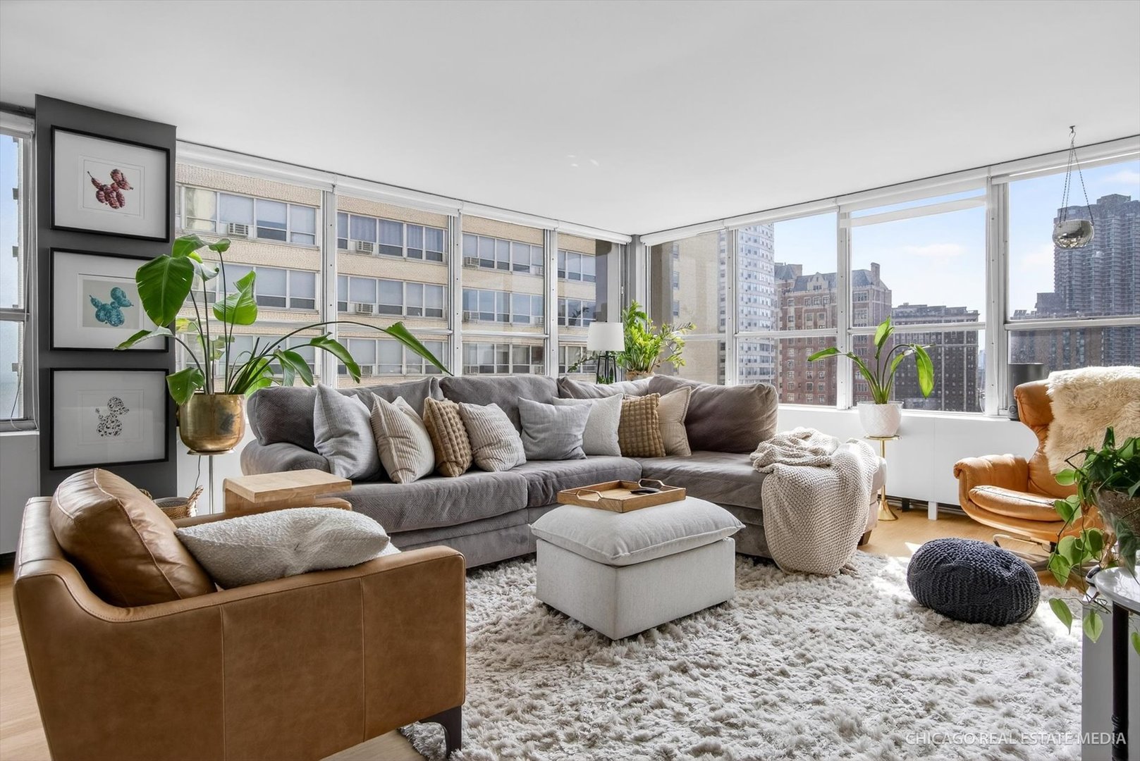 655 W IRVING PARK Road #1101, Chicago, IL 60613