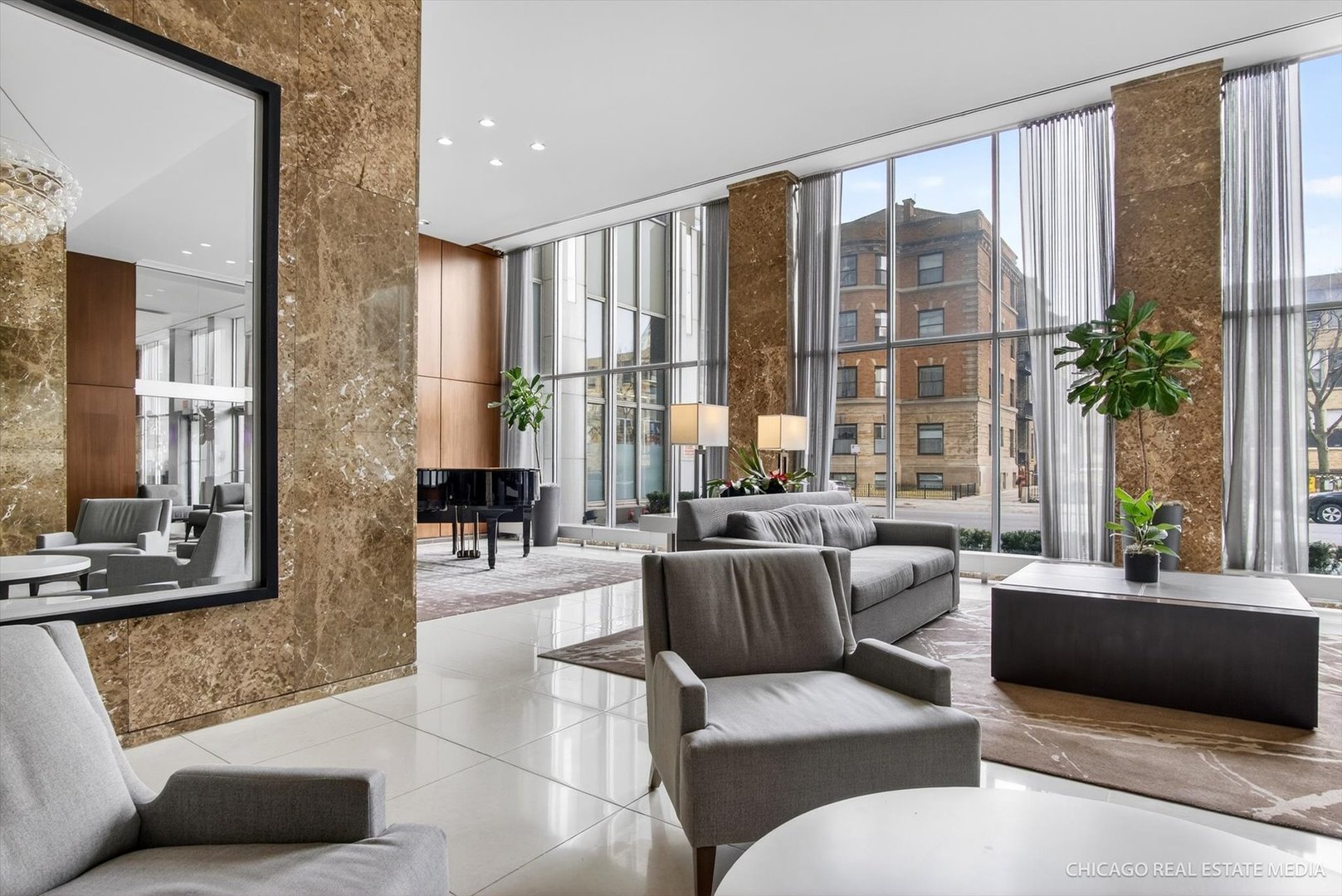 655 W IRVING PARK Road #1101, Chicago, IL 60613