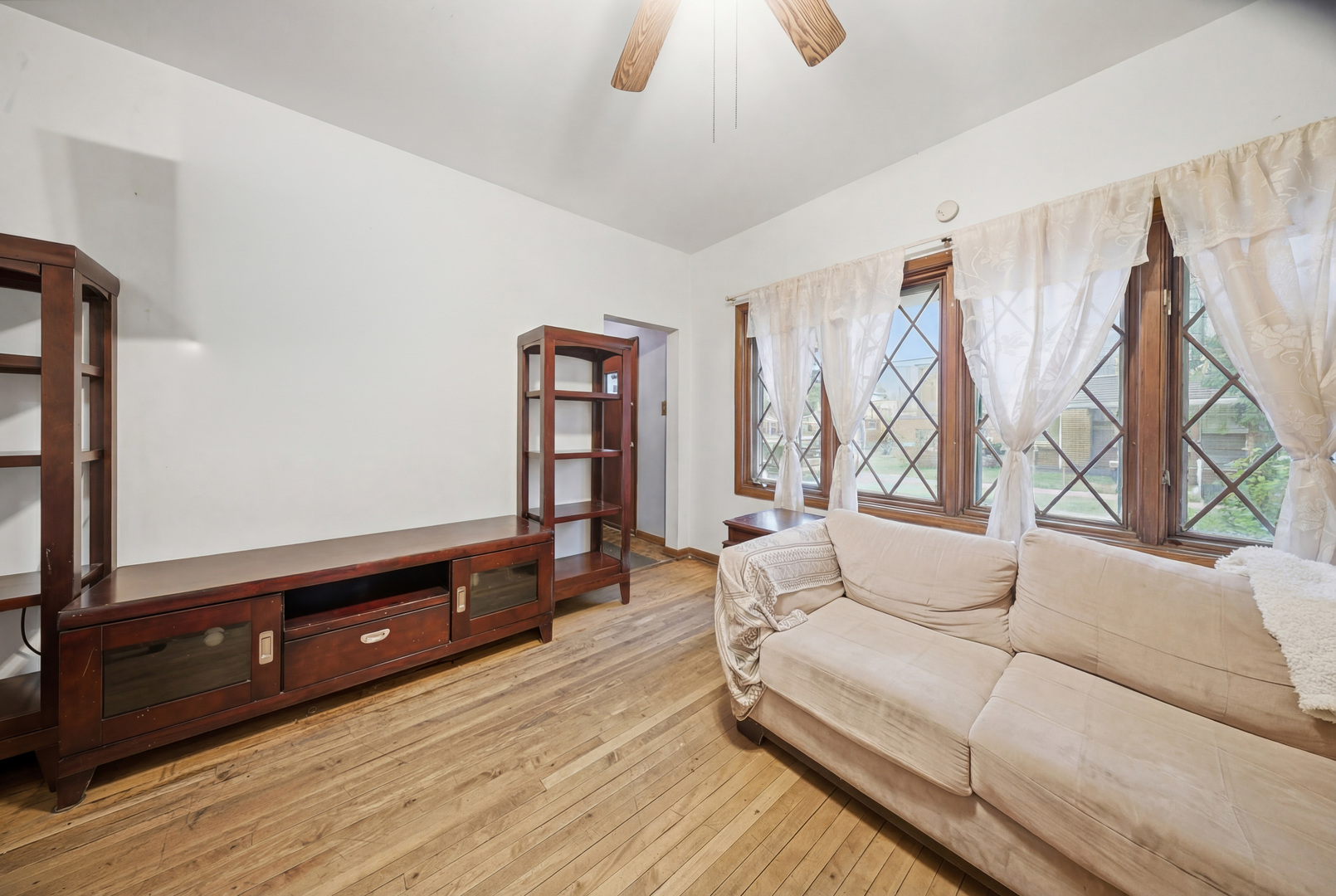 5309 W 30th Street, Cicero, IL 60804