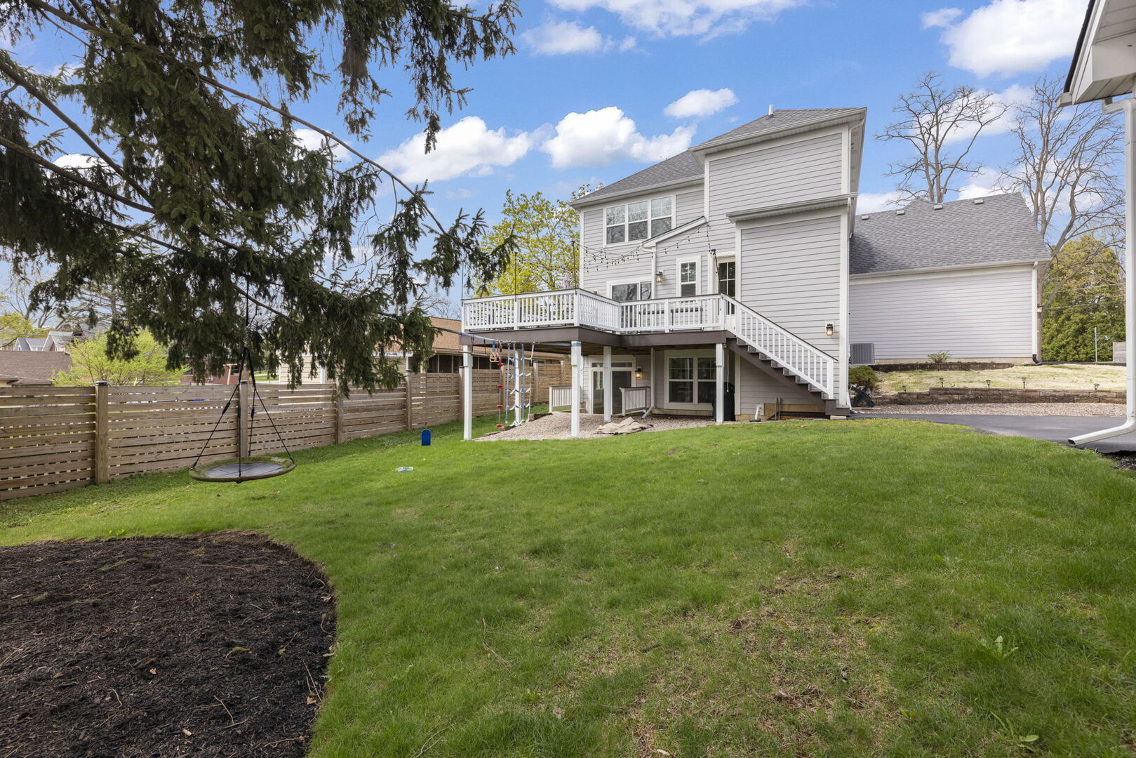 359 Hawthorne Boulevard, Glen Ellyn, IL 60137