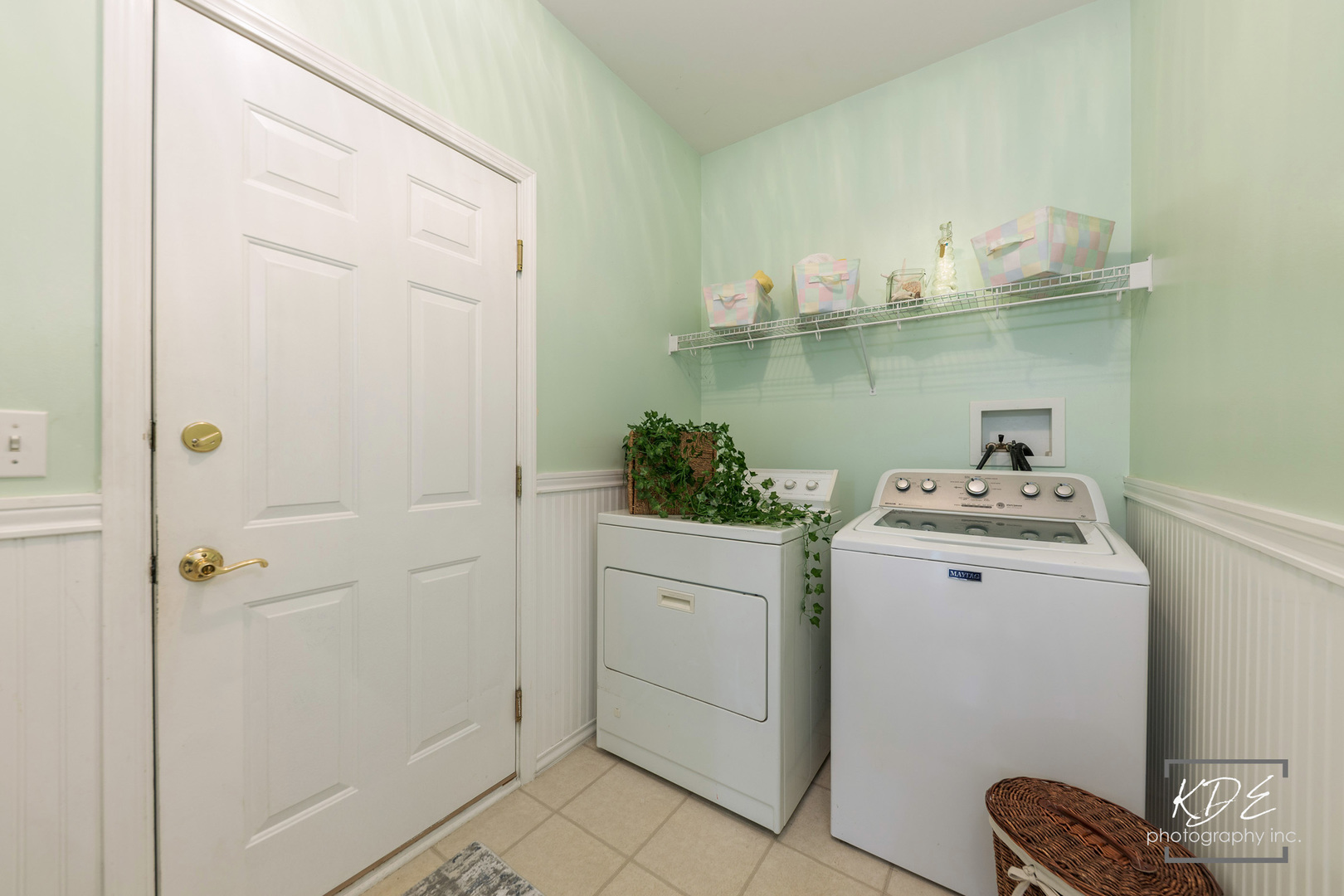 1587 Arlington Street, Bolingbrook, IL 60490