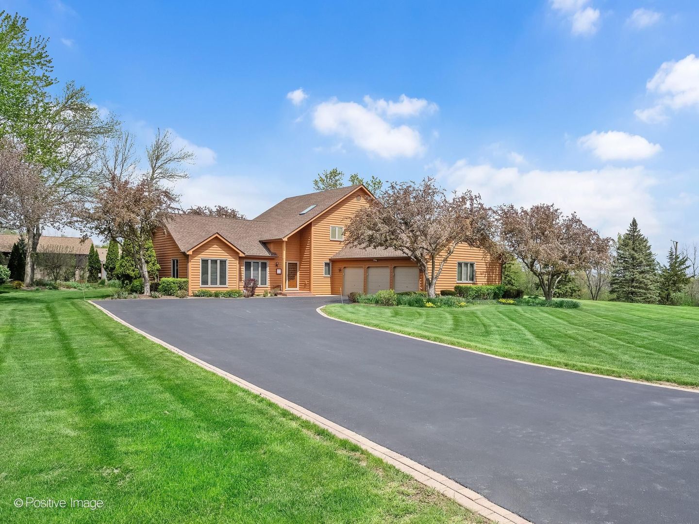 29W170 PEPPER Court, West Chicago, IL 60185