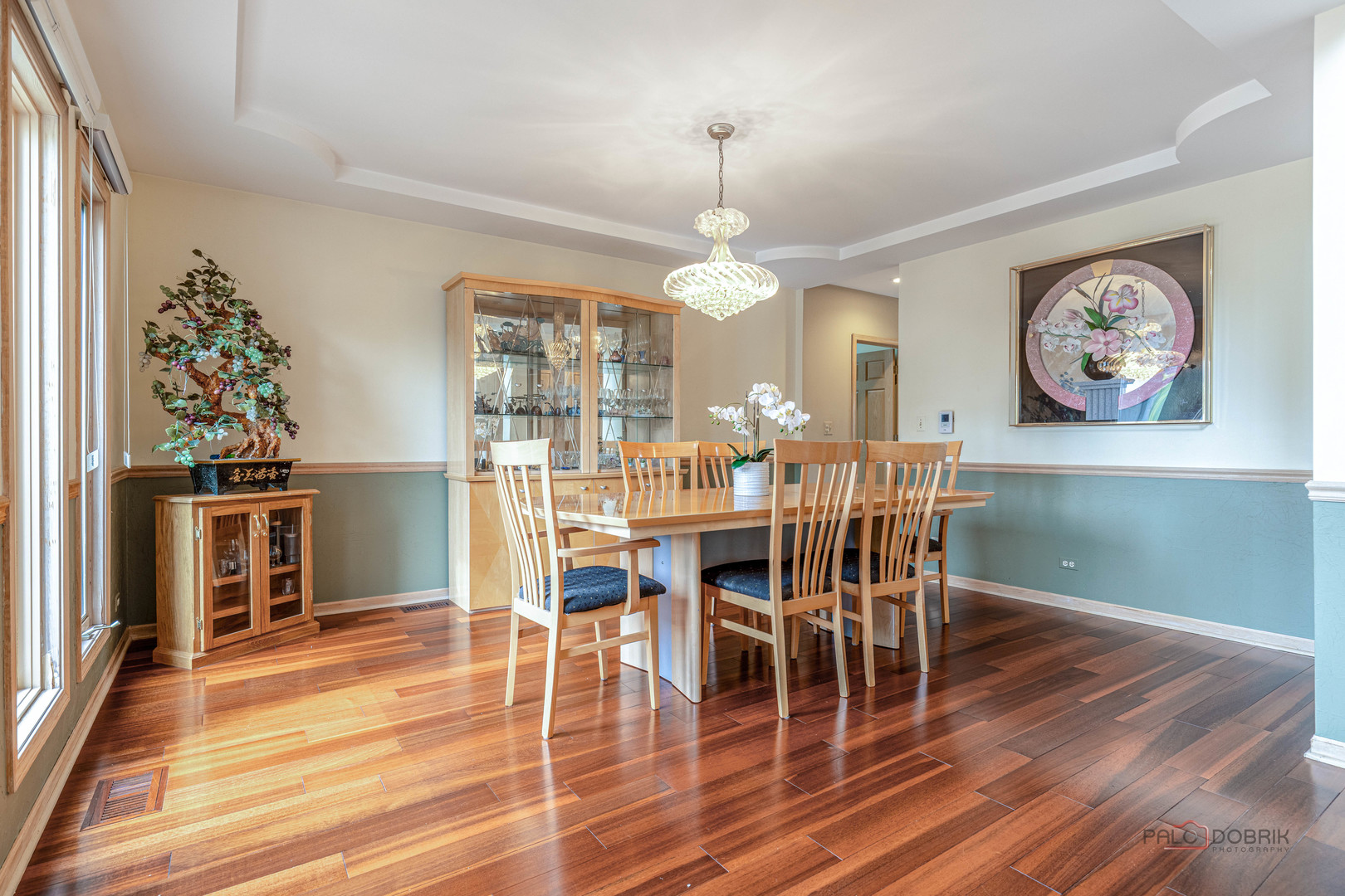 2755 Manu Court, Glenview, IL 60026