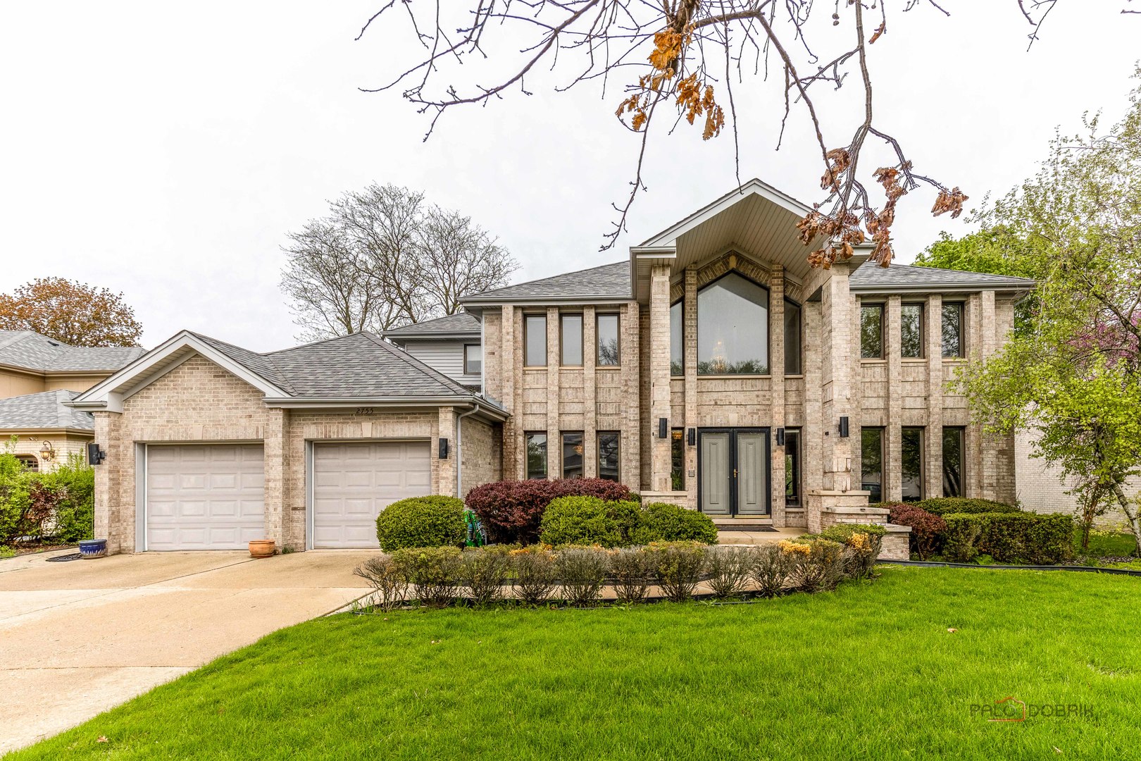 2755 Manu Court, Glenview, IL 60026