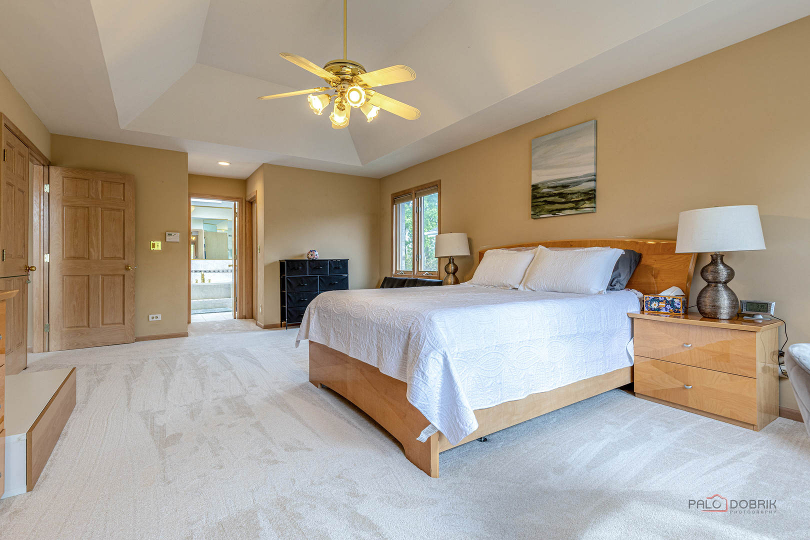 2755 Manu Court, Glenview, IL 60026