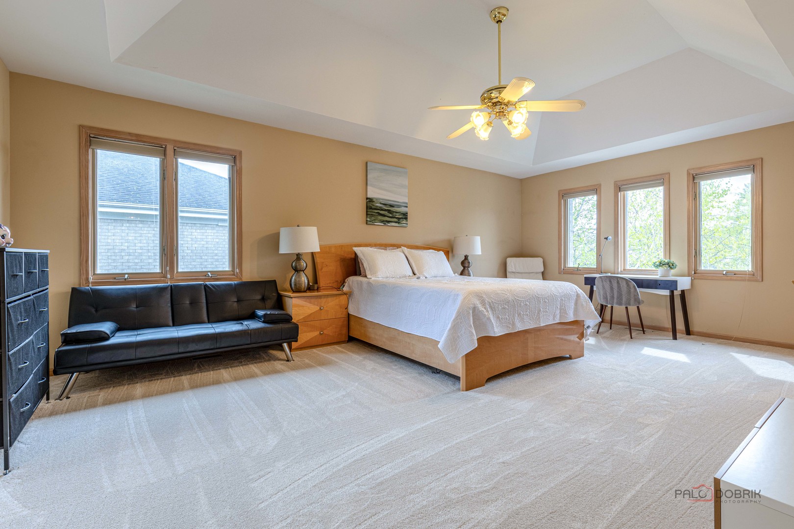 2755 Manu Court, Glenview, IL 60026