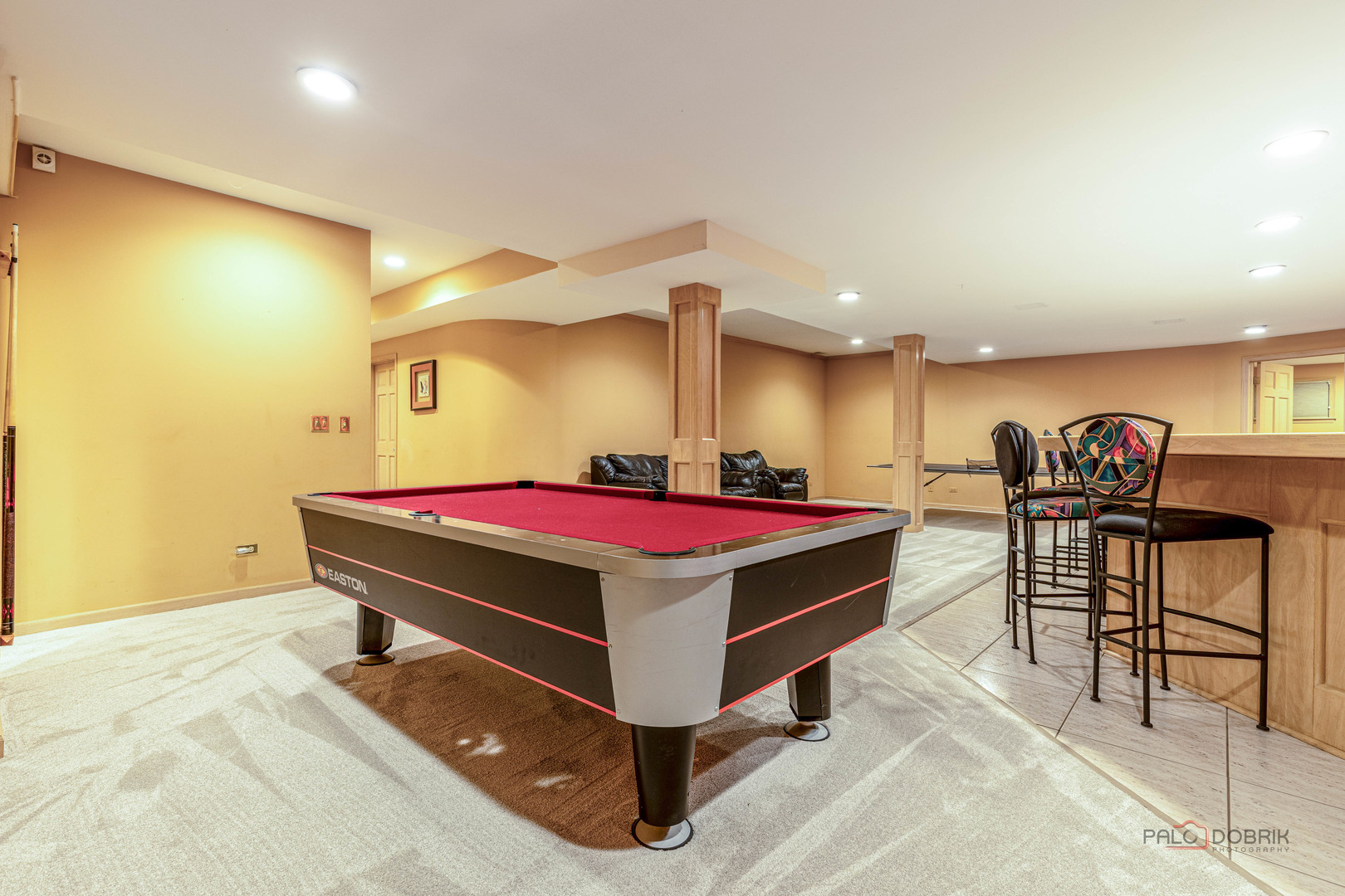 2755 Manu Court, Glenview, IL 60026