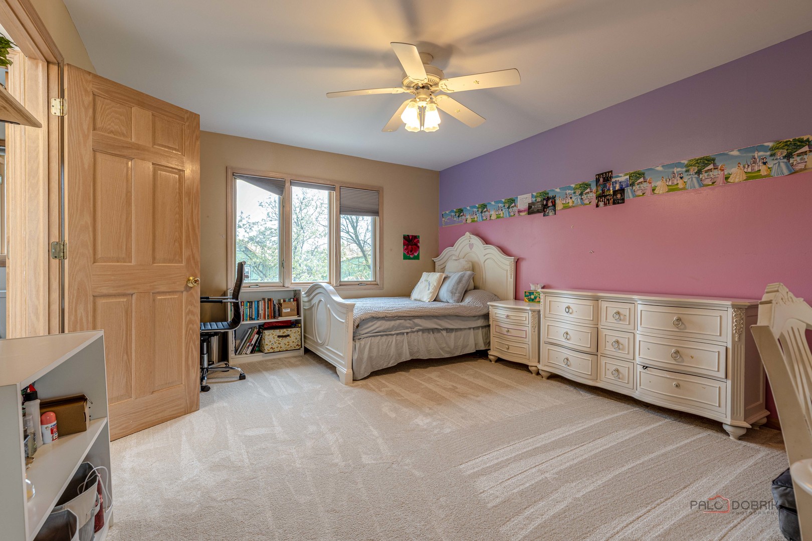 2755 Manu Court, Glenview, IL 60026