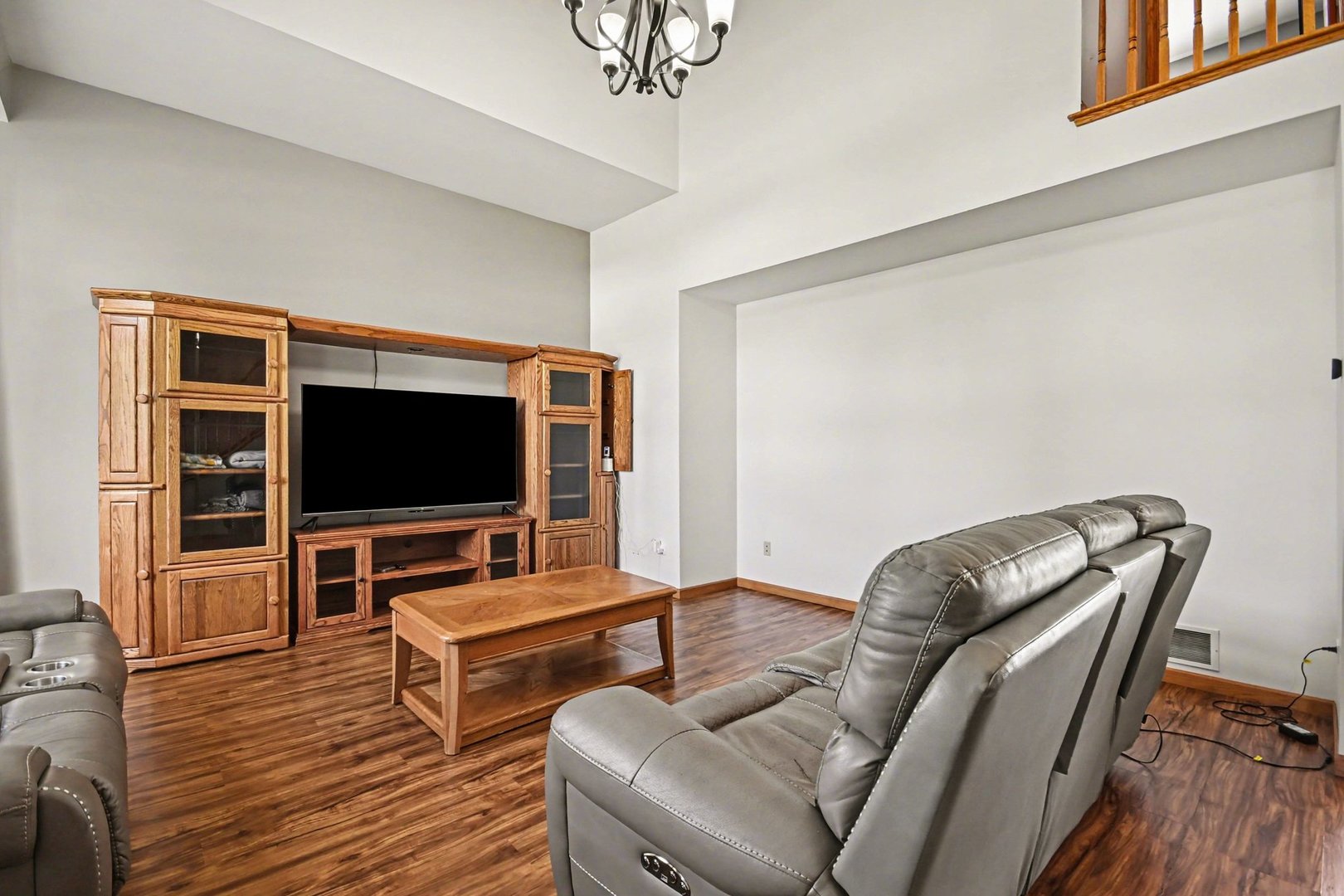 26119 S Bayberry Drive, Channahon, IL 60410