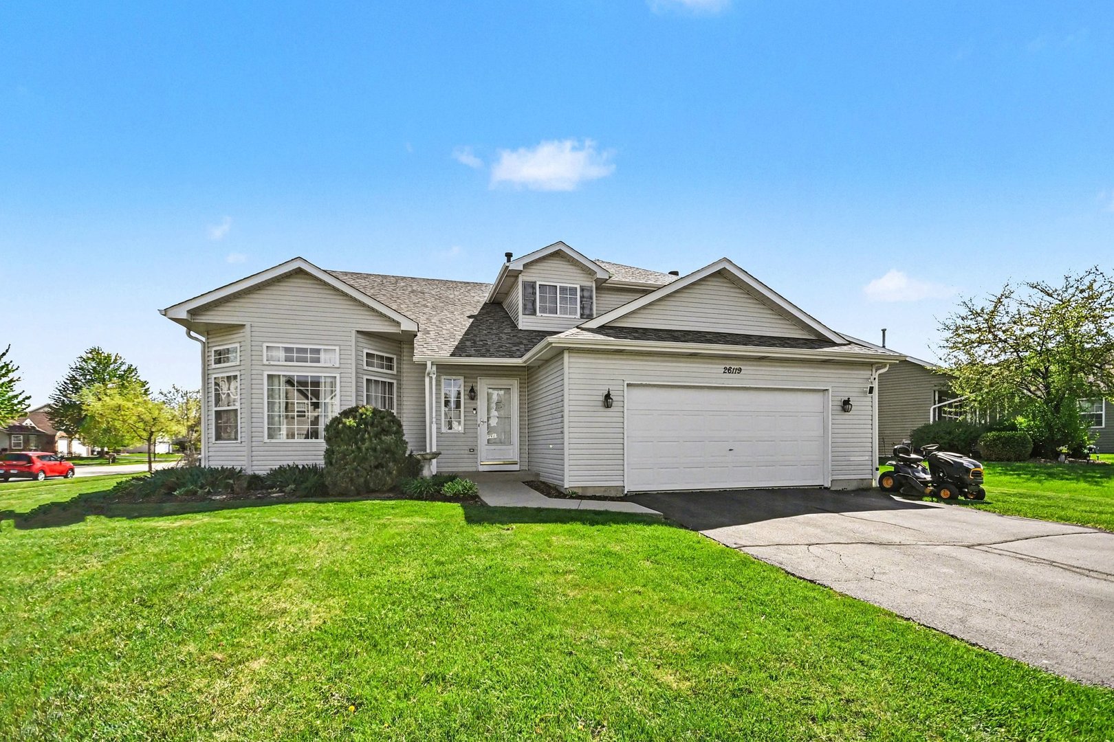 26119 S Bayberry Drive, Channahon, IL 60410