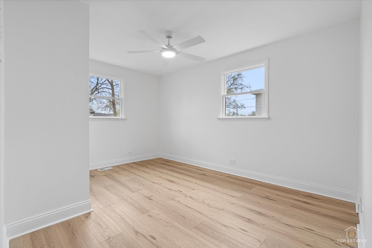 8766 S 83rd Court, Hickory Hills, IL 60457