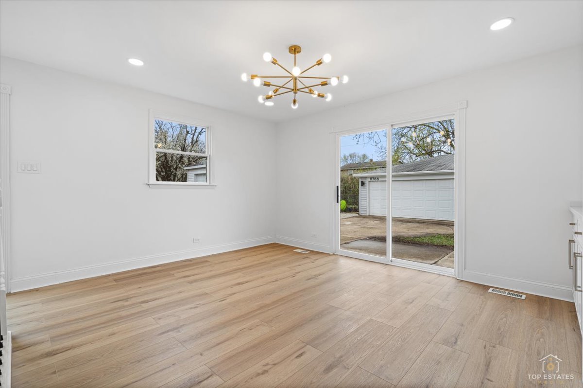 8766 S 83rd Court, Hickory Hills, IL 60457