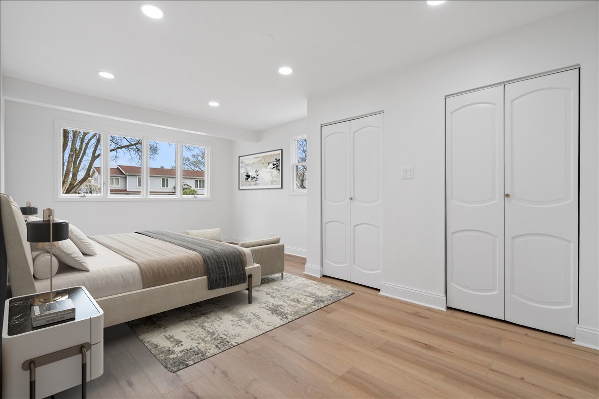 8766 S 83rd Court, Hickory Hills, IL 60457