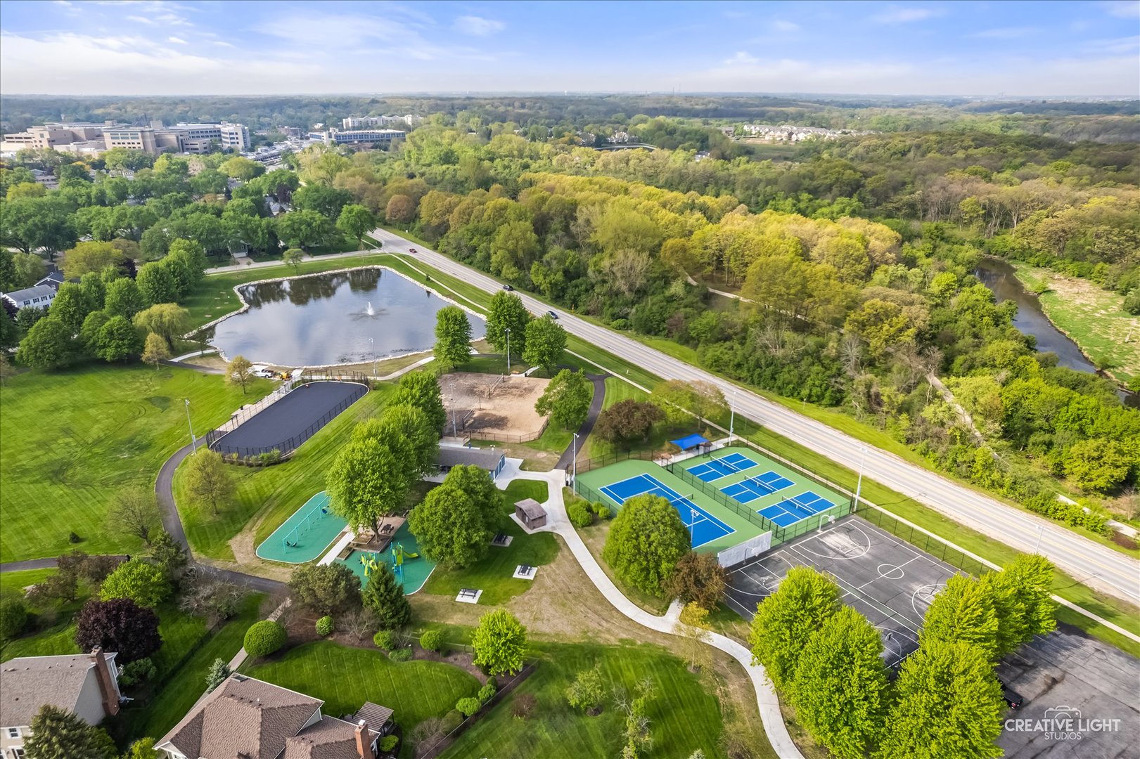 27W343 CHURCHILL Road, Winfield, IL 60190