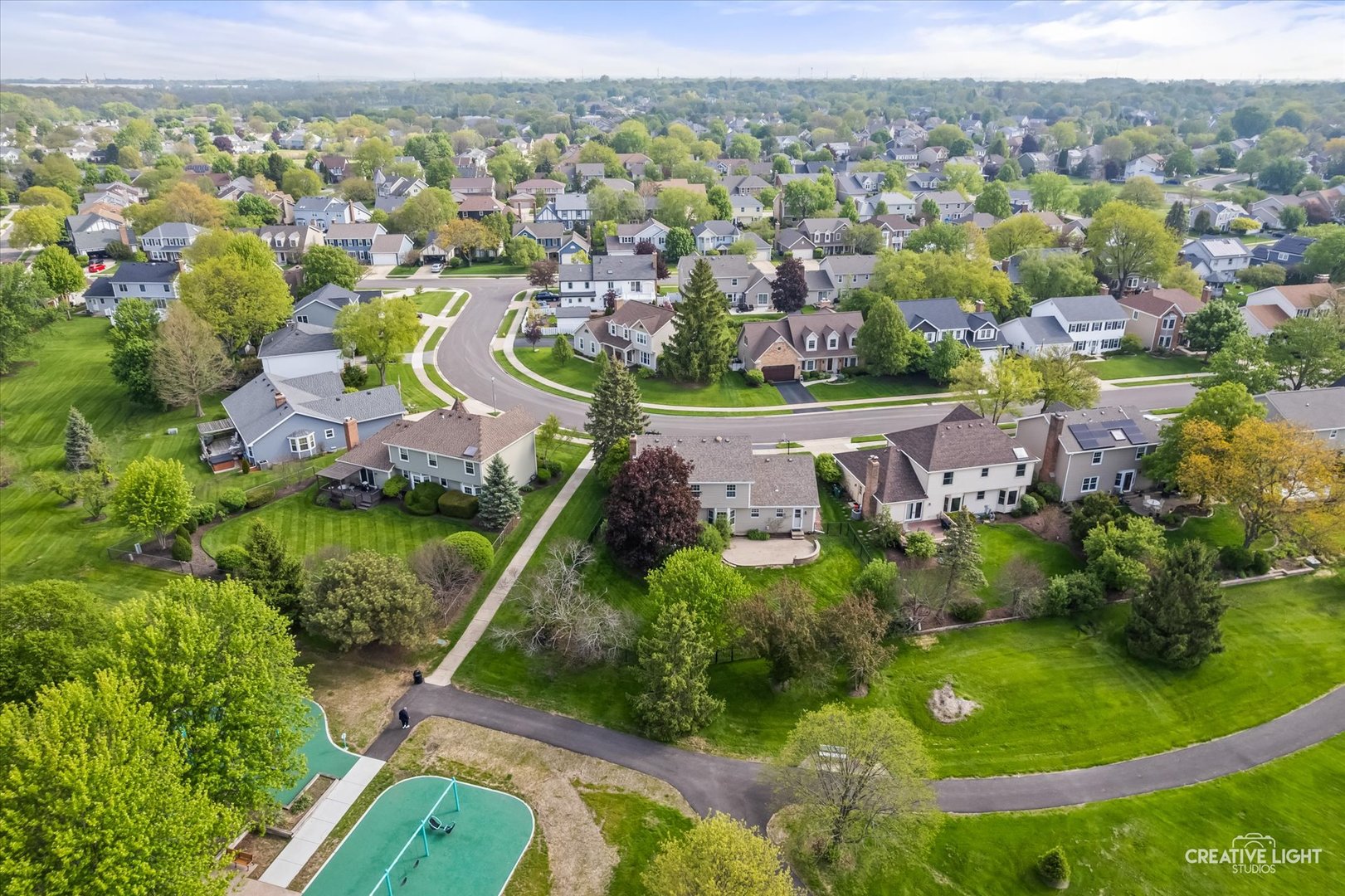 27W343 CHURCHILL Road, Winfield, IL 60190
