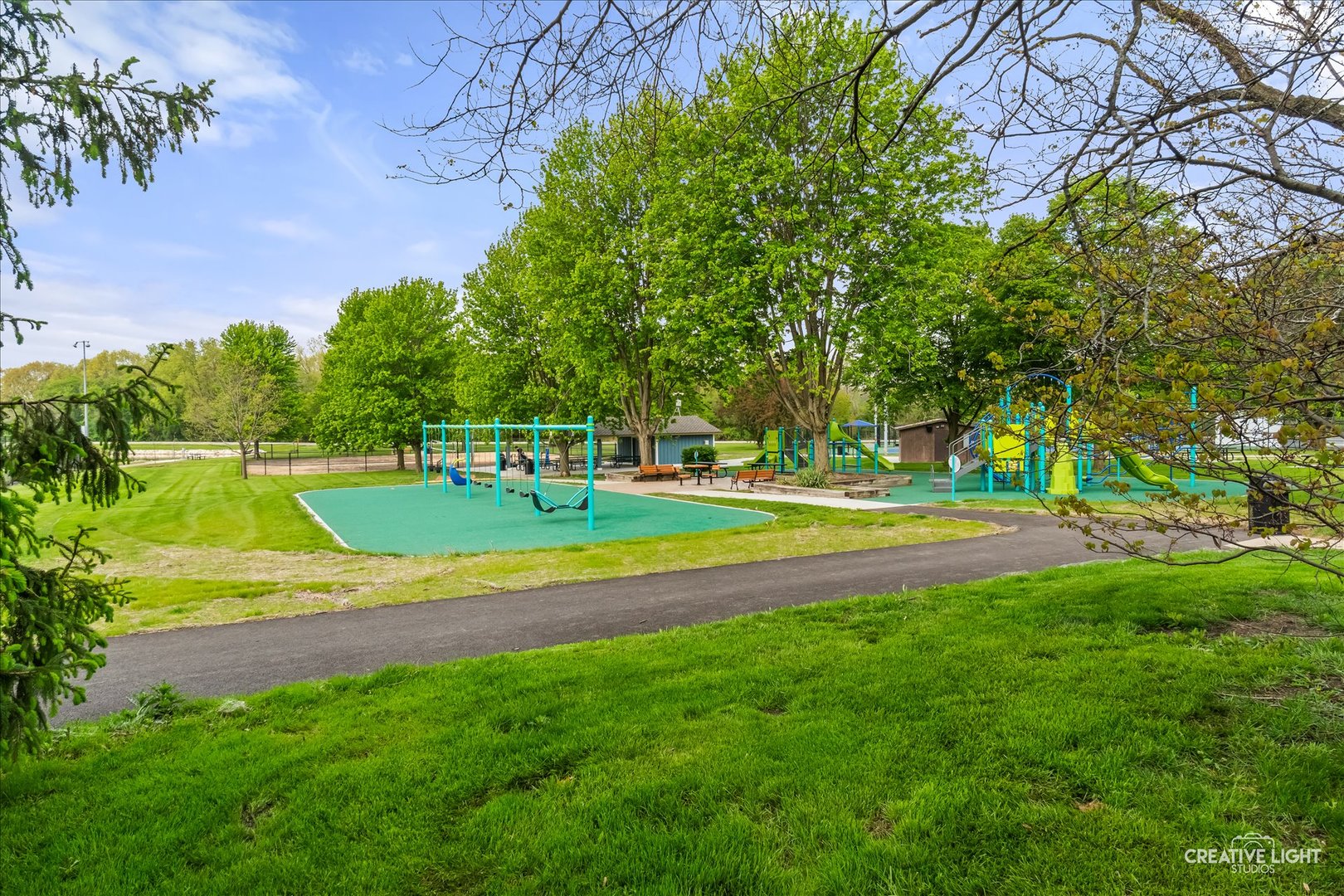 27W343 CHURCHILL Road, Winfield, IL 60190