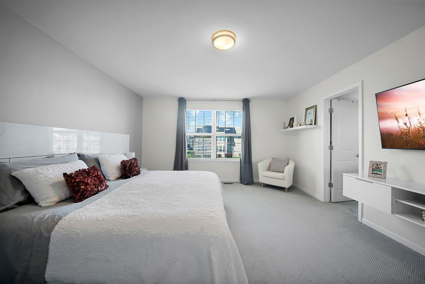 4319 Plantree Road, Naperville, IL 60564