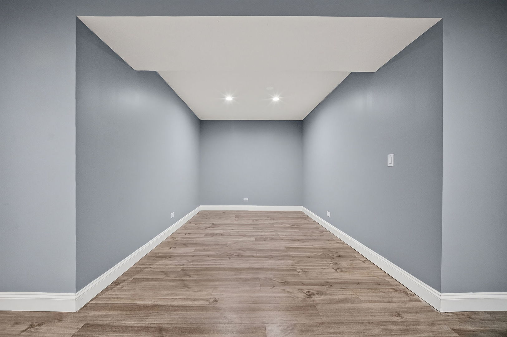 4319 Plantree Road, Naperville, IL 60564