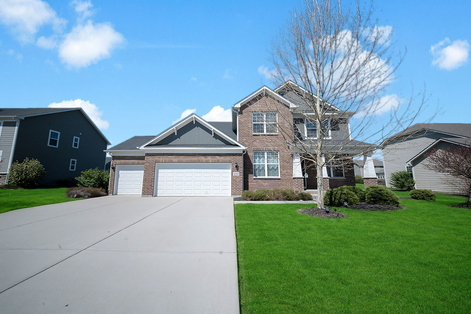4319 Plantree Road, Naperville, IL 60564