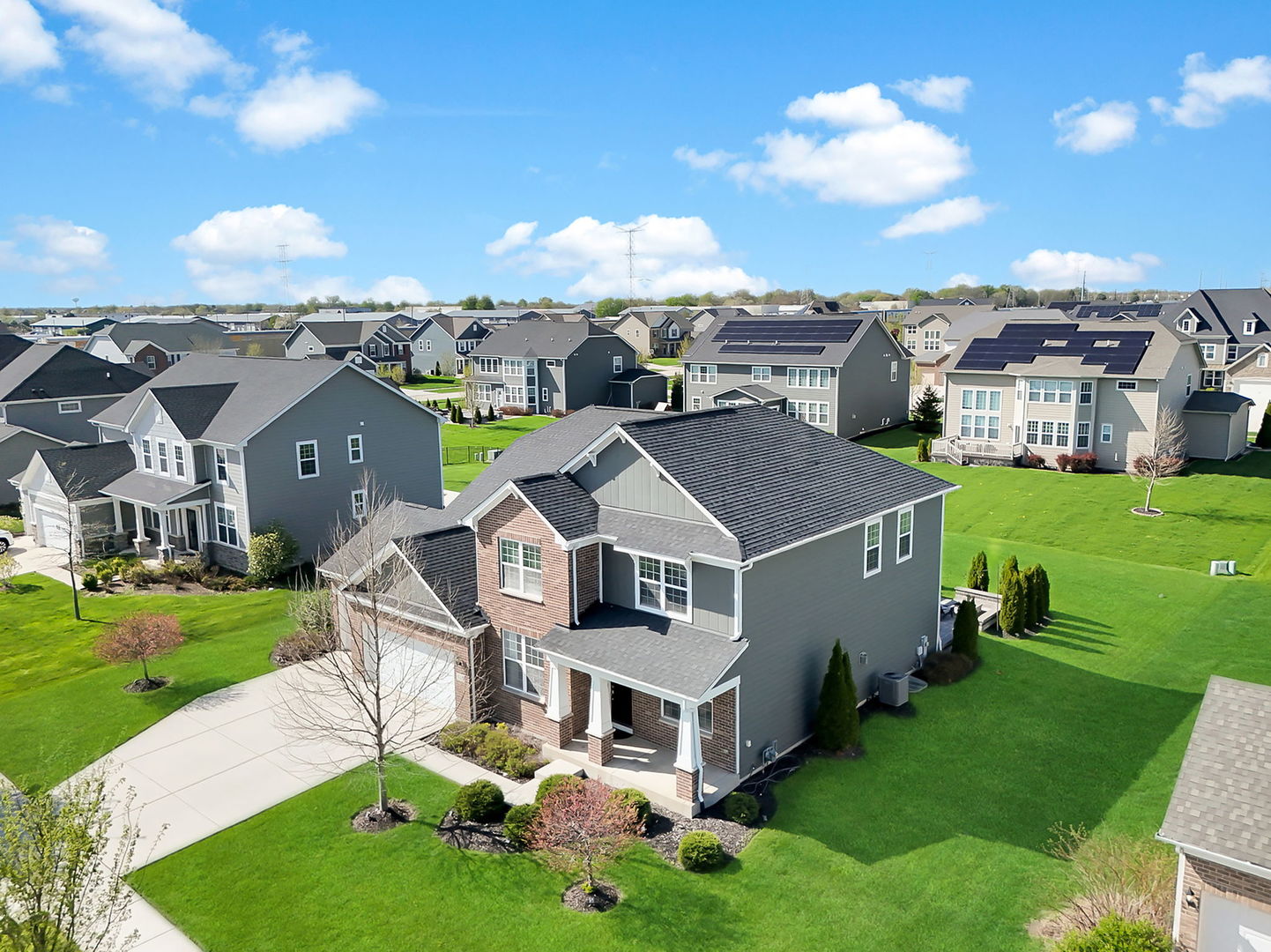 4319 Plantree Road, Naperville, IL 60564