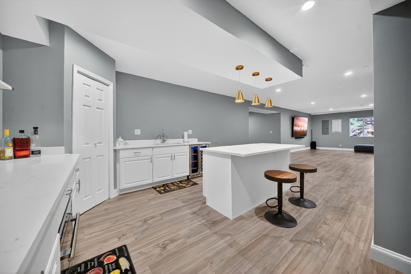 4319 Plantree Road, Naperville, IL 60564