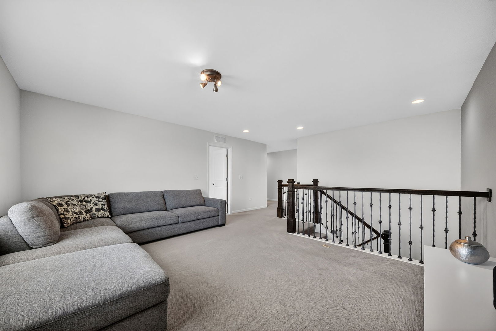 4319 Plantree Road, Naperville, IL 60564