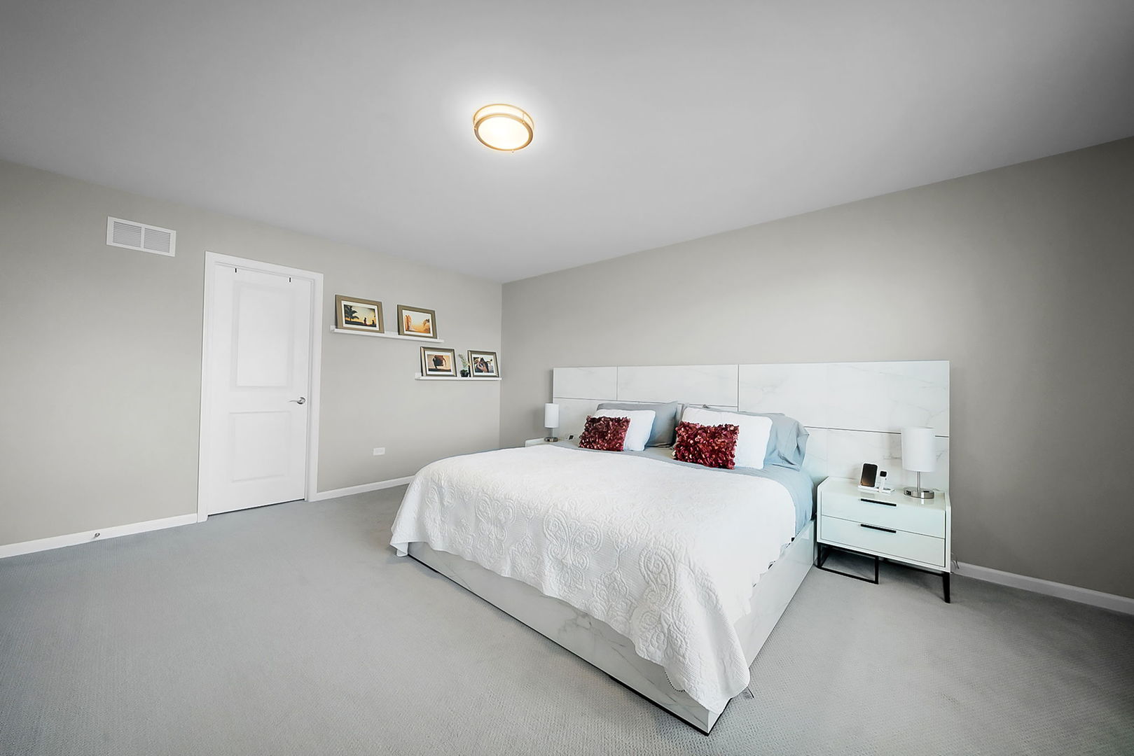 4319 Plantree Road, Naperville, IL 60564