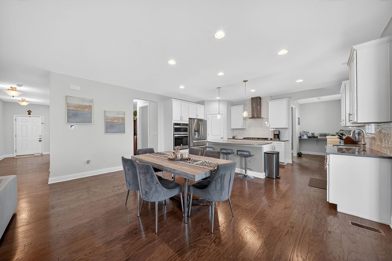 4319 Plantree Road, Naperville, IL 60564