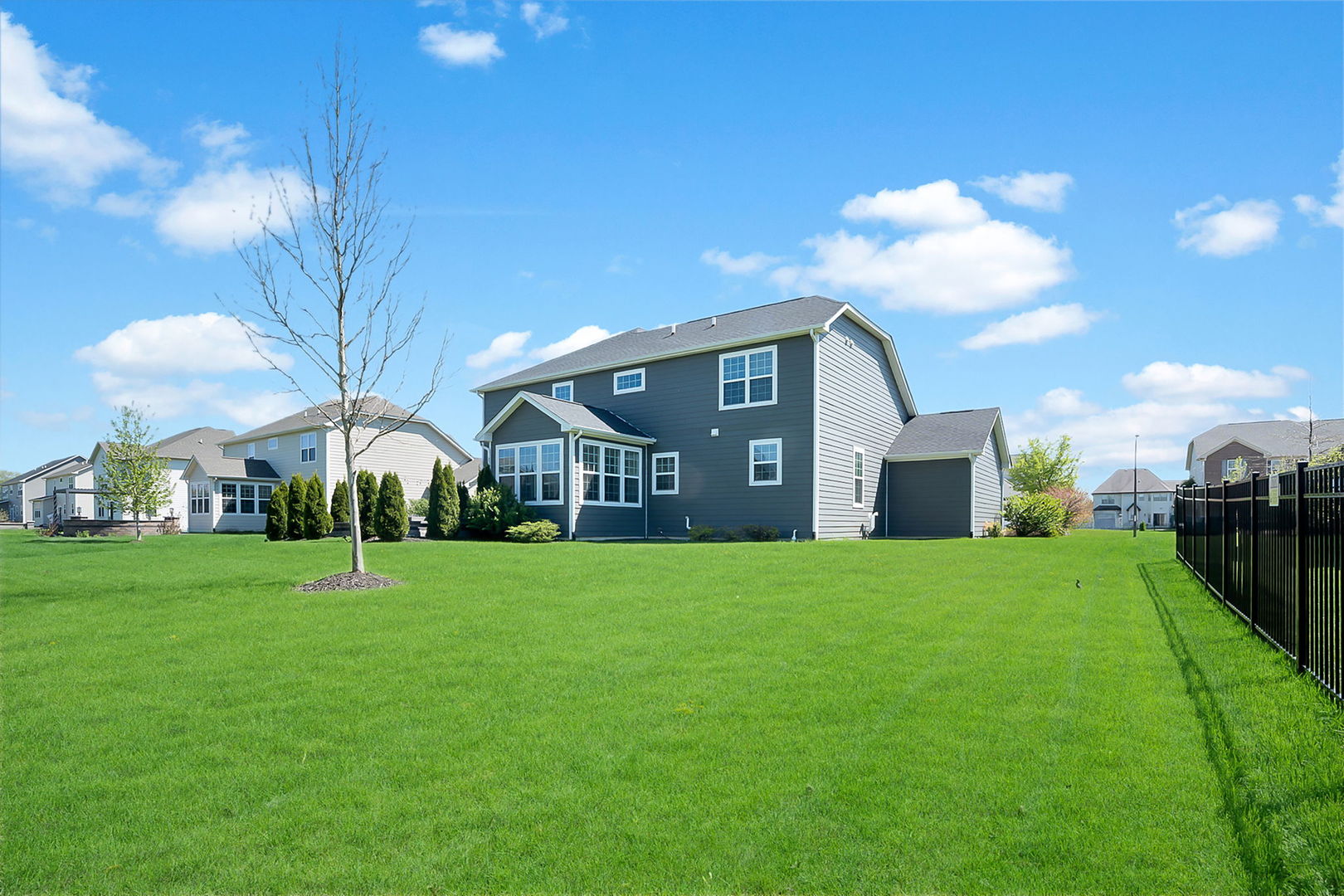 4319 Plantree Road, Naperville, IL 60564