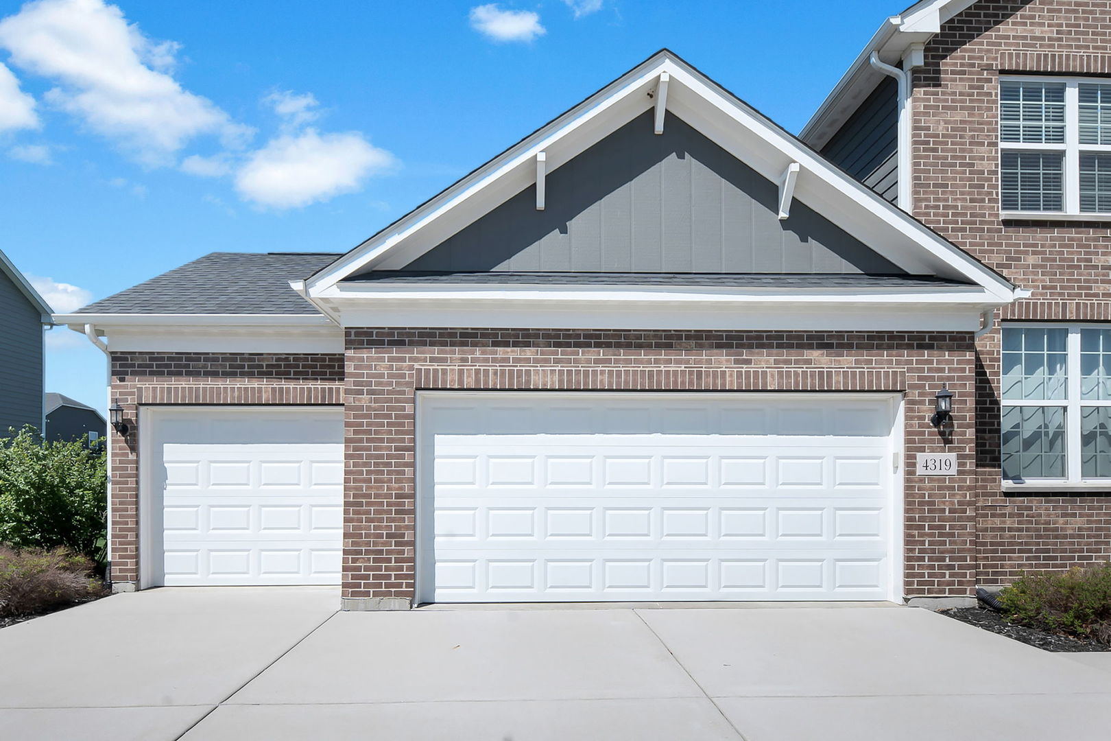 4319 Plantree Road, Naperville, IL 60564