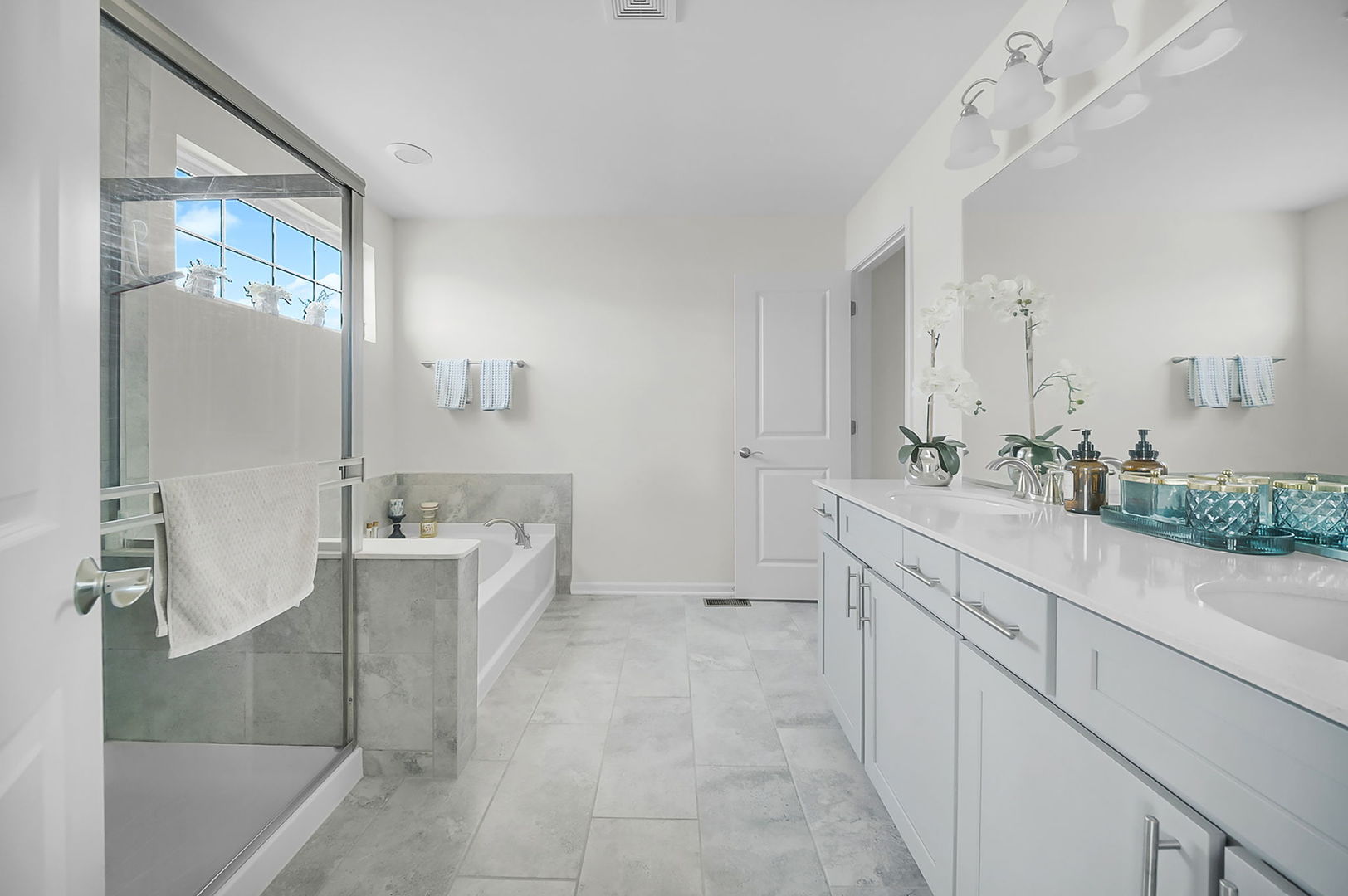 4319 Plantree Road, Naperville, IL 60564