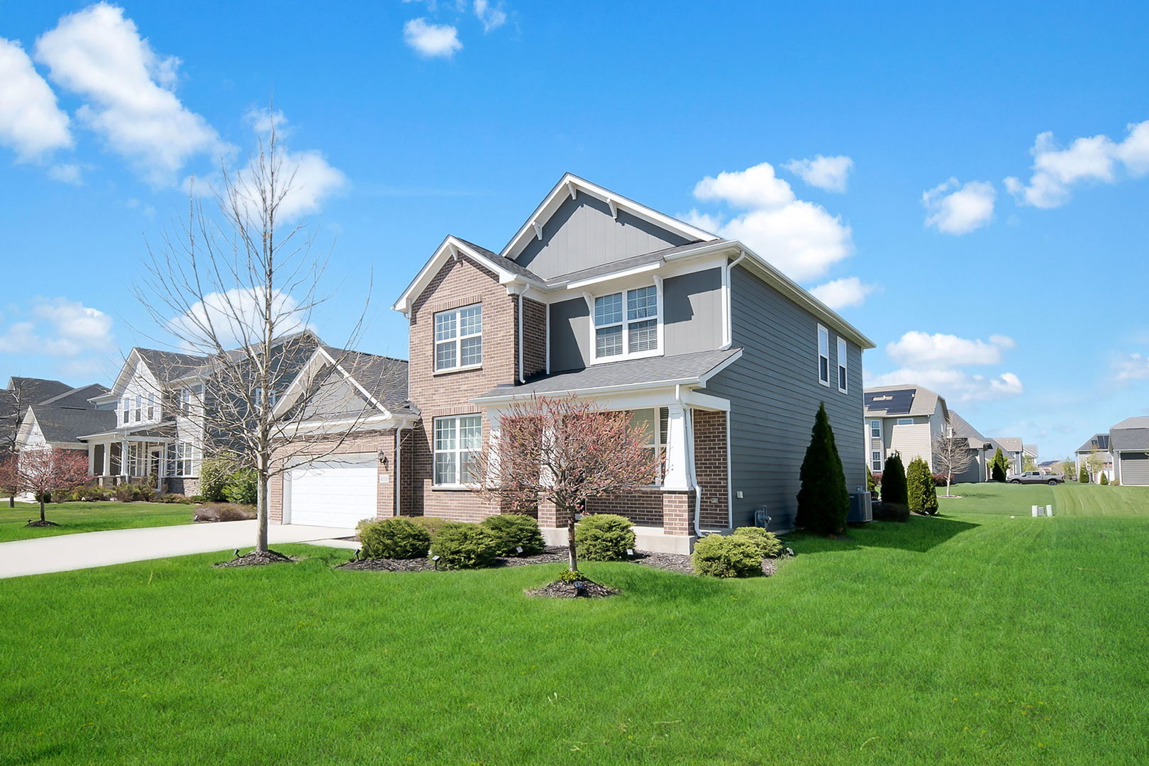 4319 Plantree Road, Naperville, IL 60564