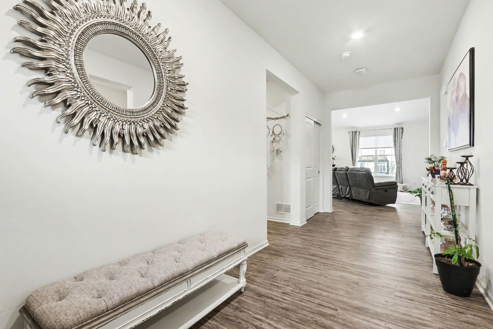 2077 Hearthstone Avenue, Yorkville, IL 60560