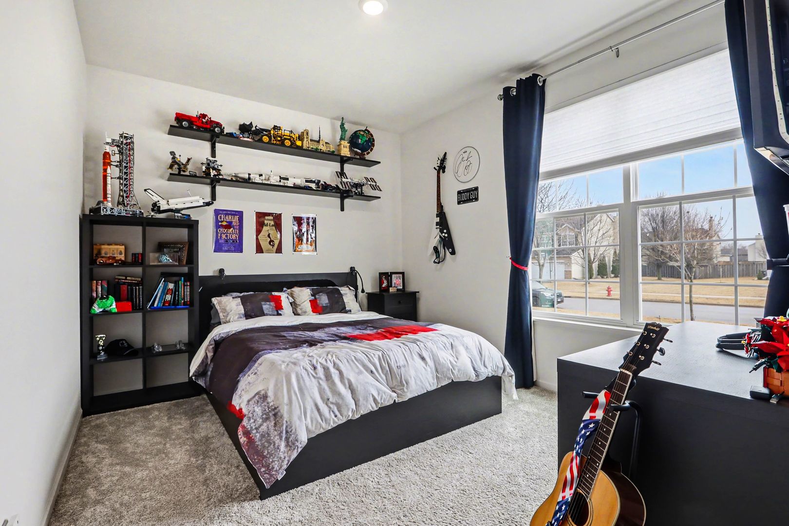 2077 Hearthstone Avenue, Yorkville, IL 60560