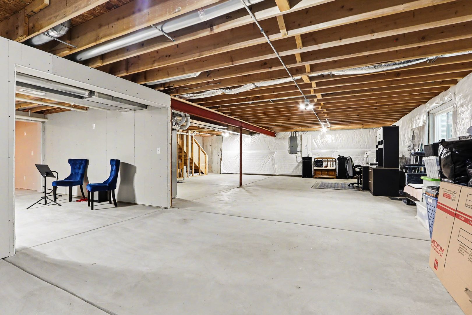 2077 Hearthstone Avenue, Yorkville, IL 60560