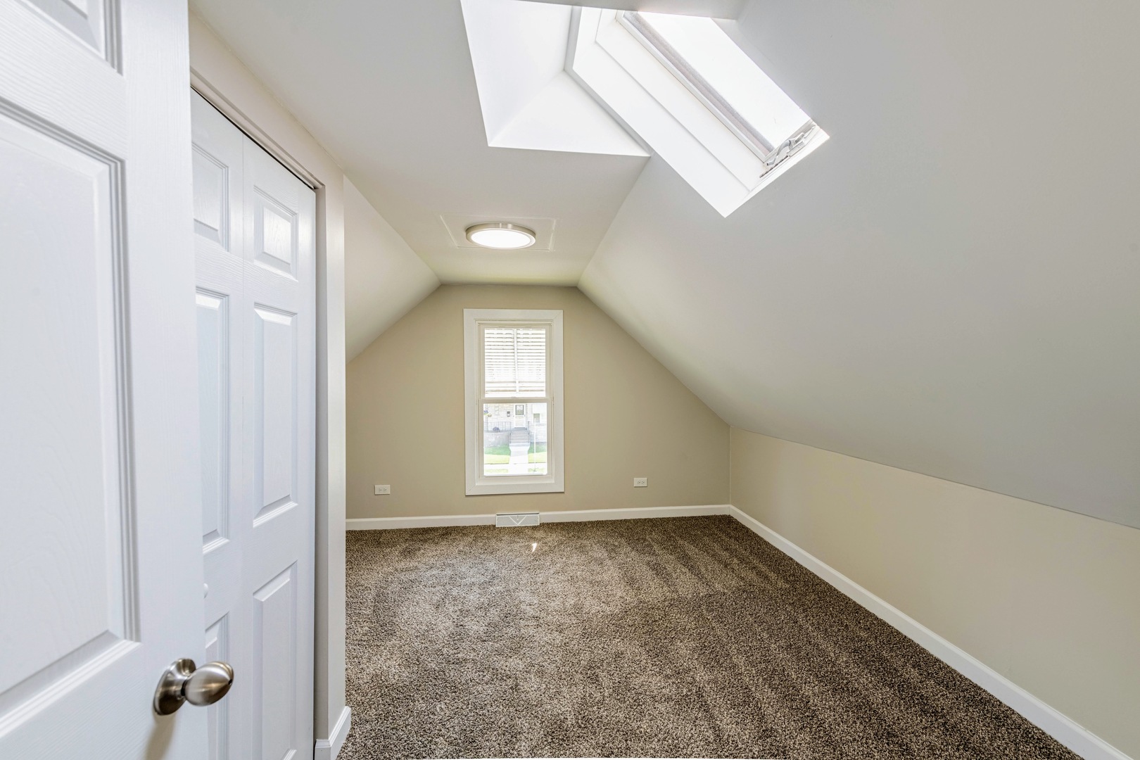 3340 Maple Avenue, Brookfield, IL 60513