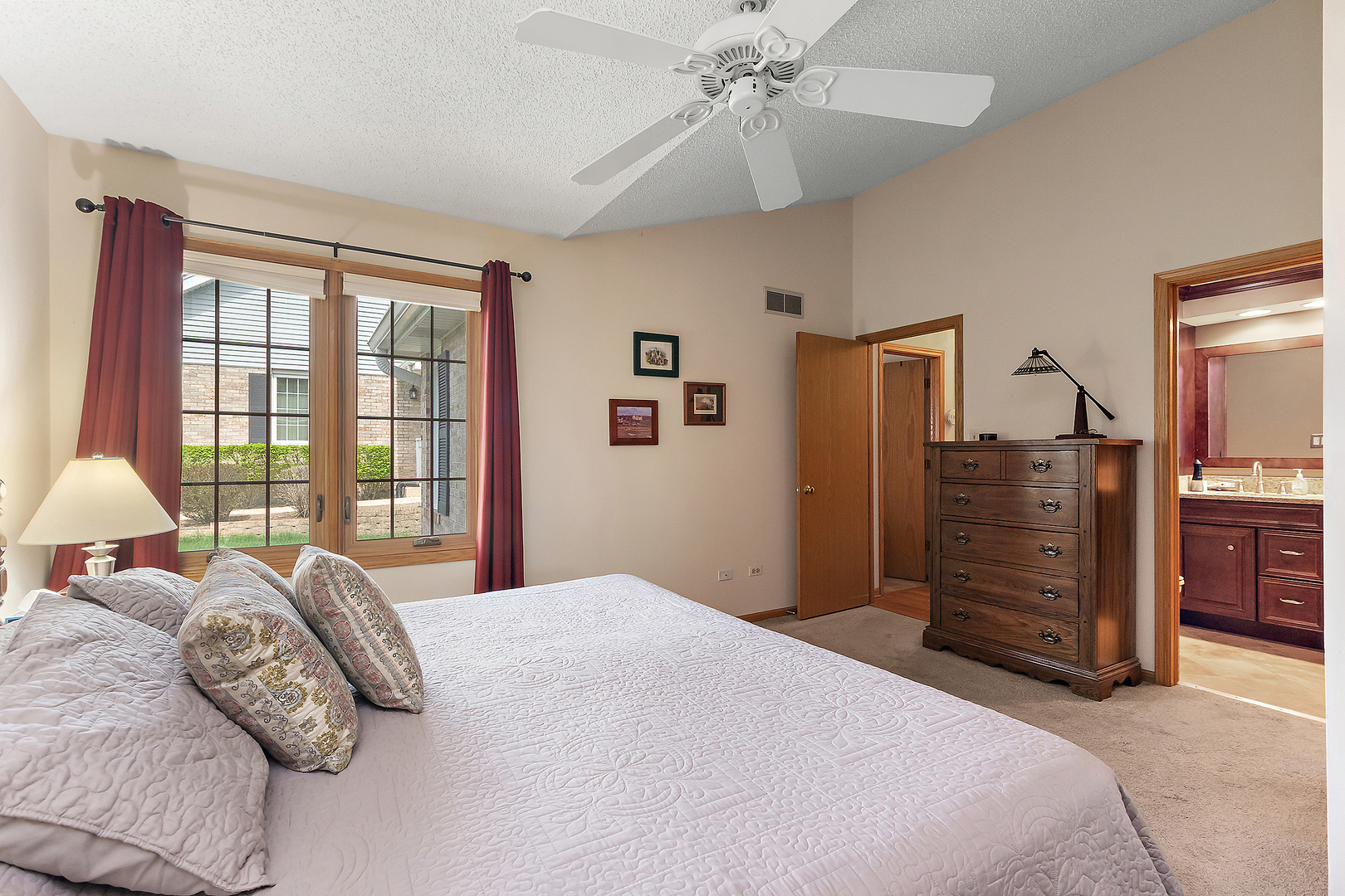 15331 Wilshire Drive, Orland Park, IL 60462