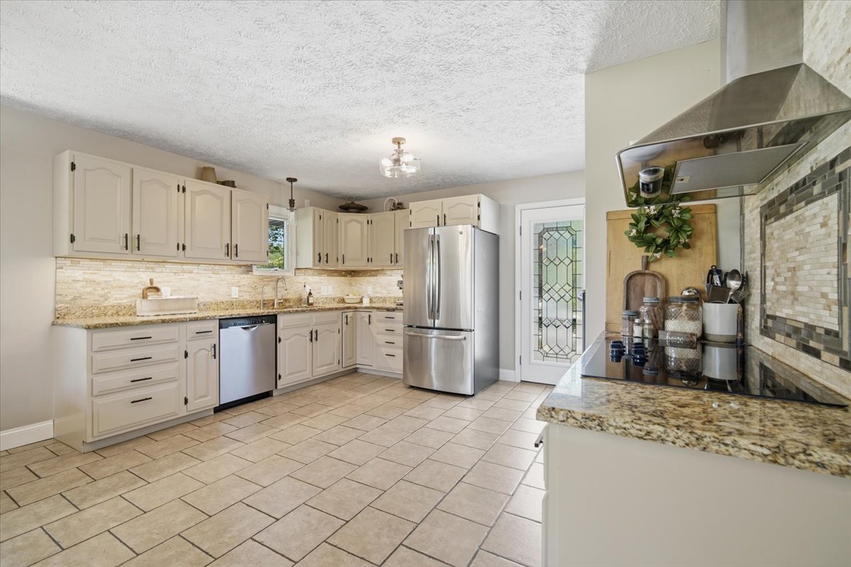 Bloomington, IL 61705